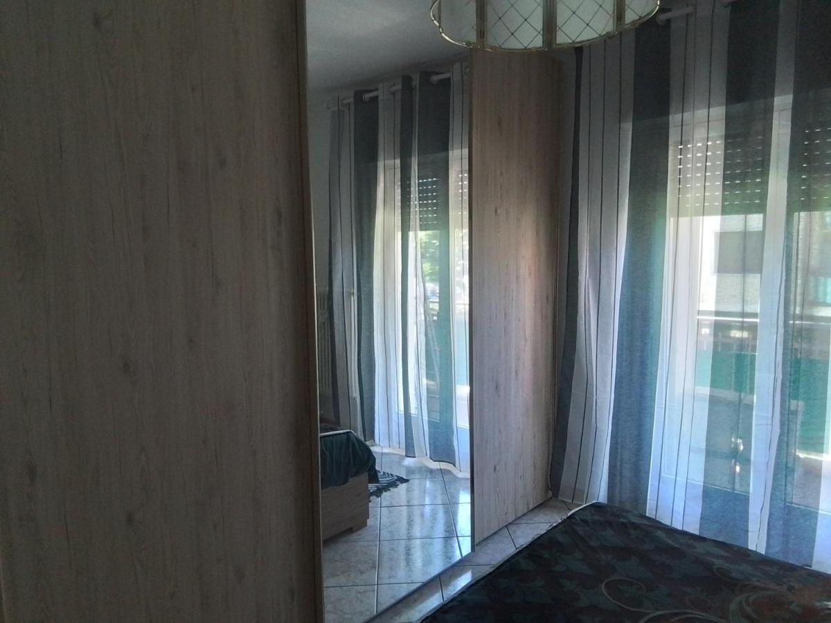 Casa Di Max - Private Room In Apartment With Shared Bathroom Free Parking Bolzano Exterior photo